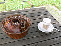 Napfkuchen mit Latte Macchiato